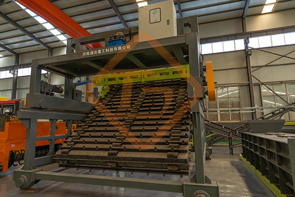 鏈板.jpg 鏈板.jpg