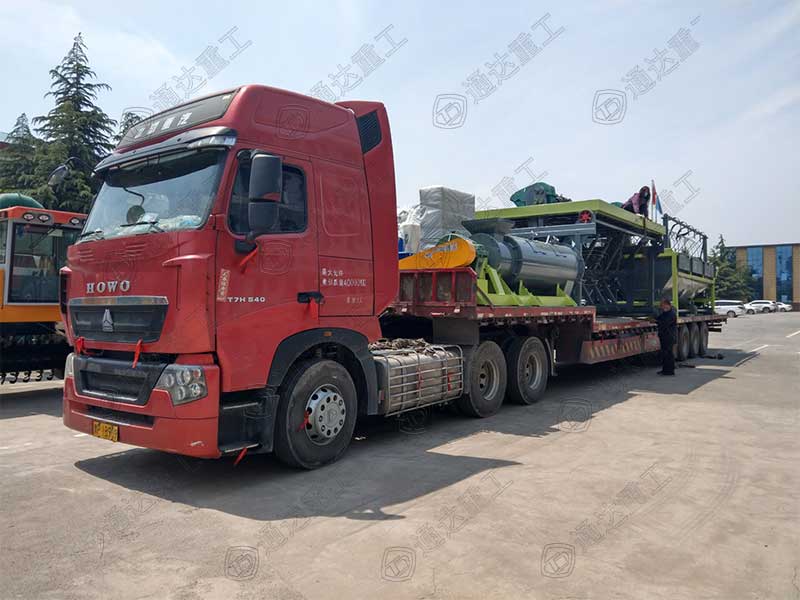 有機(jī)肥生產(chǎn)線設(shè)備裝車(chē)完畢，即將發(fā)往安徽安慶