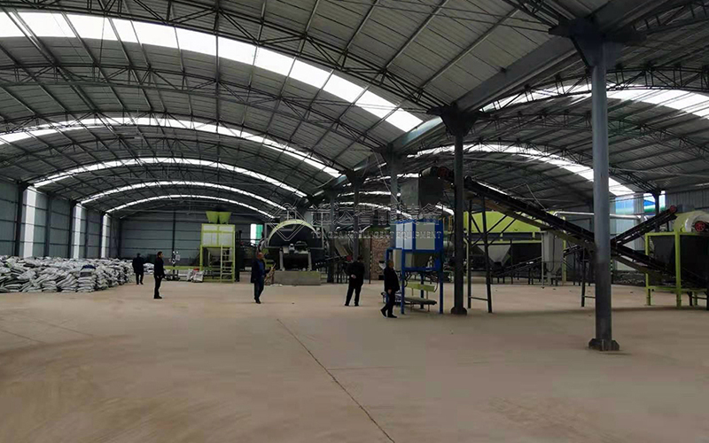 有機(jī)肥生產(chǎn)線.jpg 有機(jī)肥生產(chǎn)線.jpg