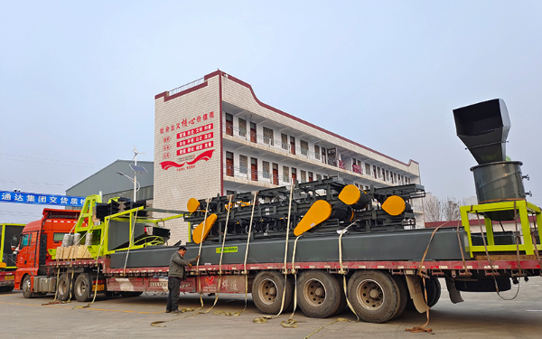 有機肥生產(chǎn)線發(fā)往陜西府谷1.jpg 有機肥生產(chǎn)線發(fā)往陜西府谷1.jpg