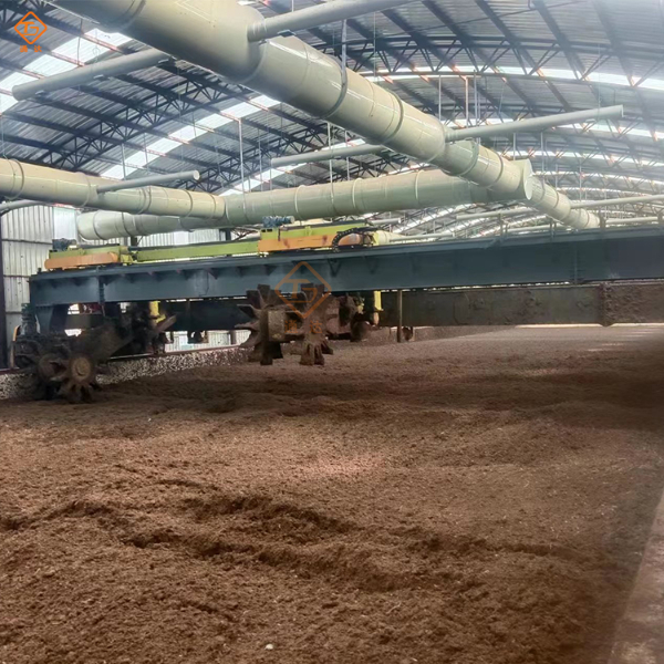 輪盤(pán)翻堆機(jī)8.jpg 輪盤(pán)翻堆機(jī)8.jpg